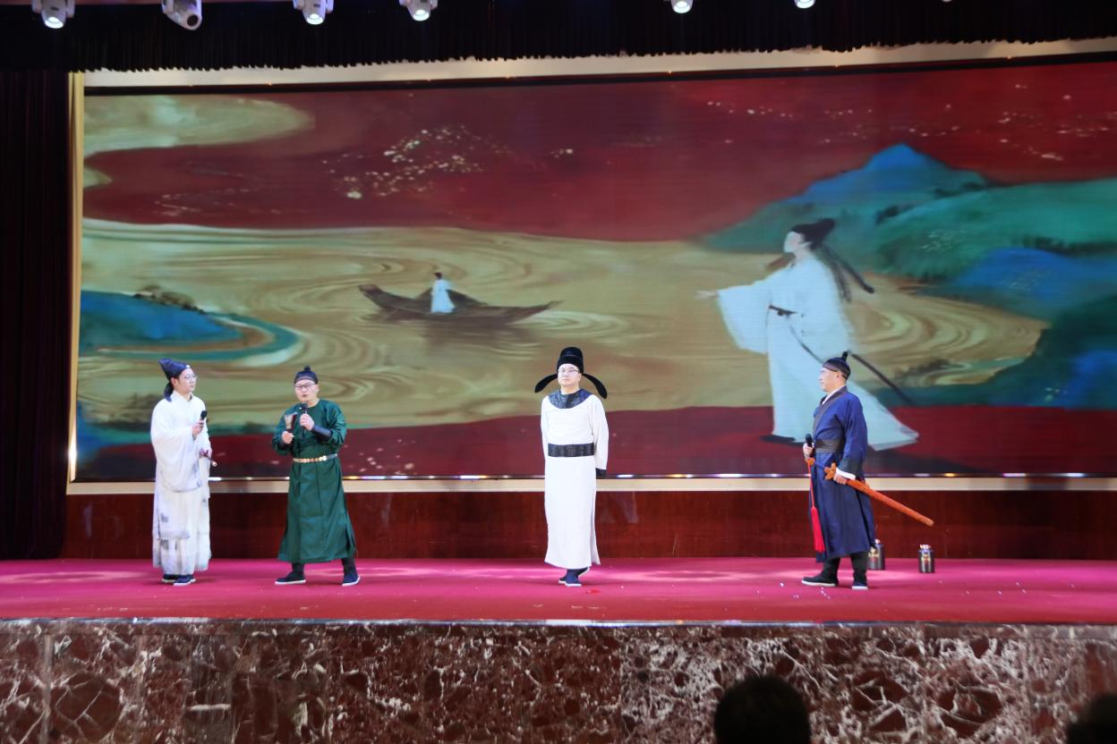 老河口市作协诗歌朗诵学会举办“诗韵传承·声动未来” 迎新春年会暨朗诵交流会